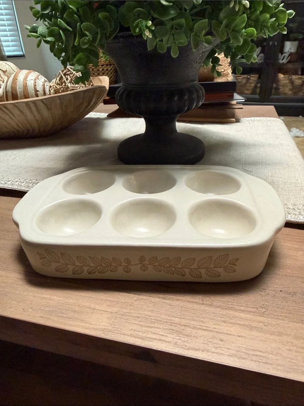 Earthenware Half Dozen Egg Dish